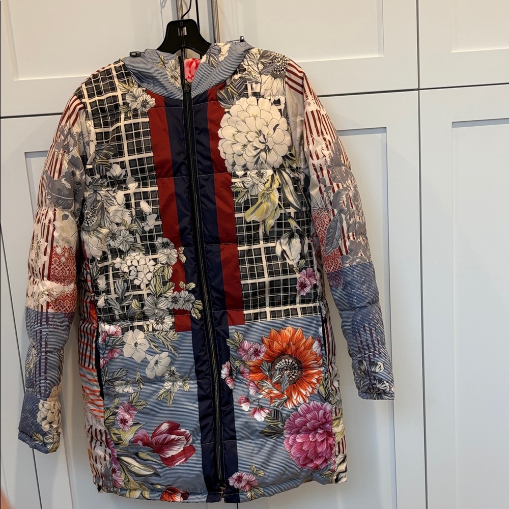 Johnny Was size Medium ladies REVERSIBLE puffer Jacket